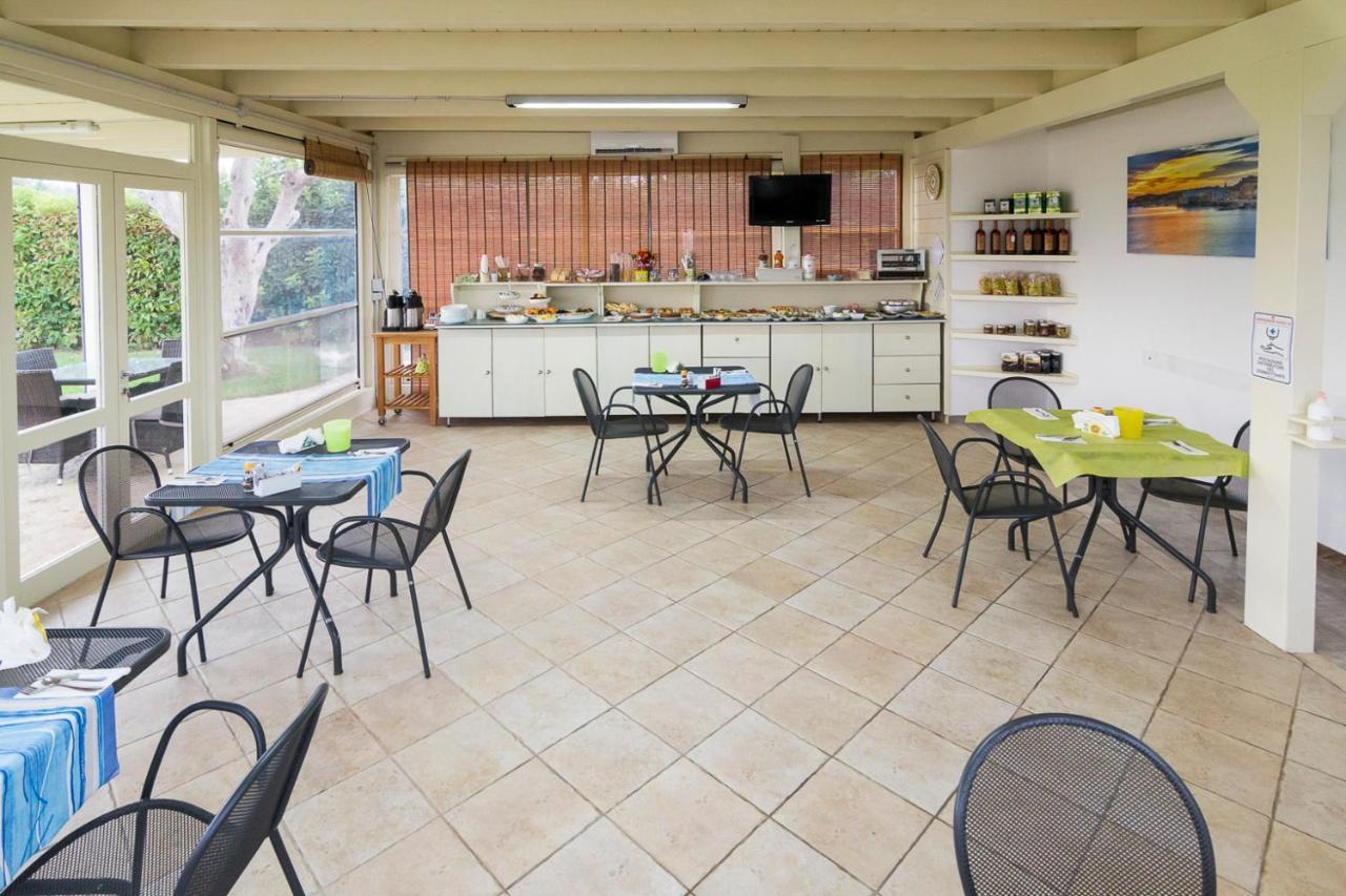 Masseria Un Posto Al Sole Otranto Bagian luar foto