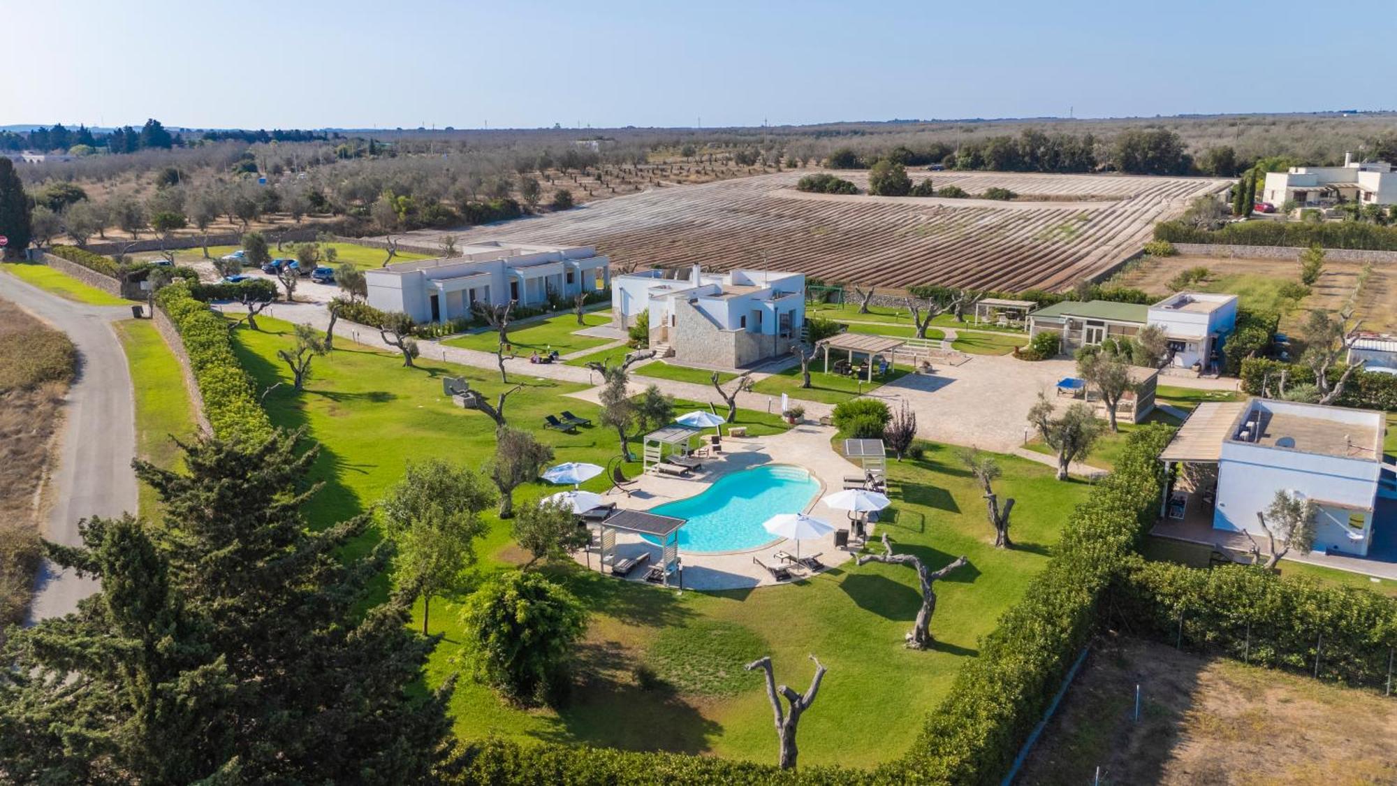 Masseria Un Posto Al Sole Otranto Bagian luar foto