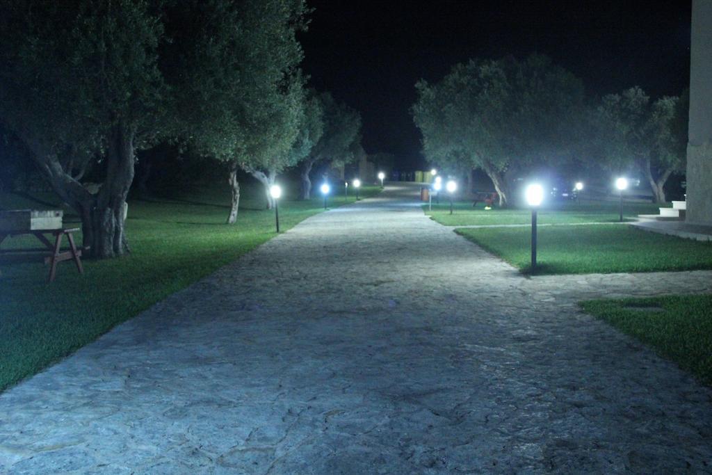 Masseria Un Posto Al Sole Otranto Bagian luar foto
