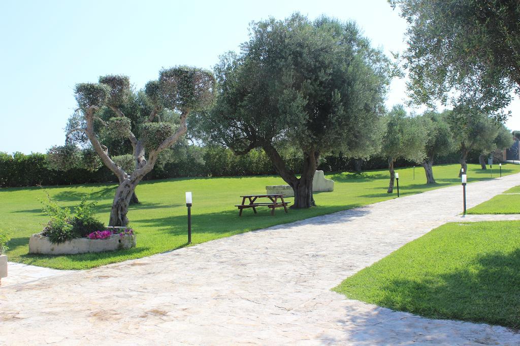 Masseria Un Posto Al Sole Otranto Bagian luar foto